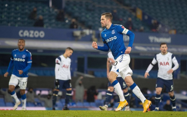 不仅是一场 不仅是一场