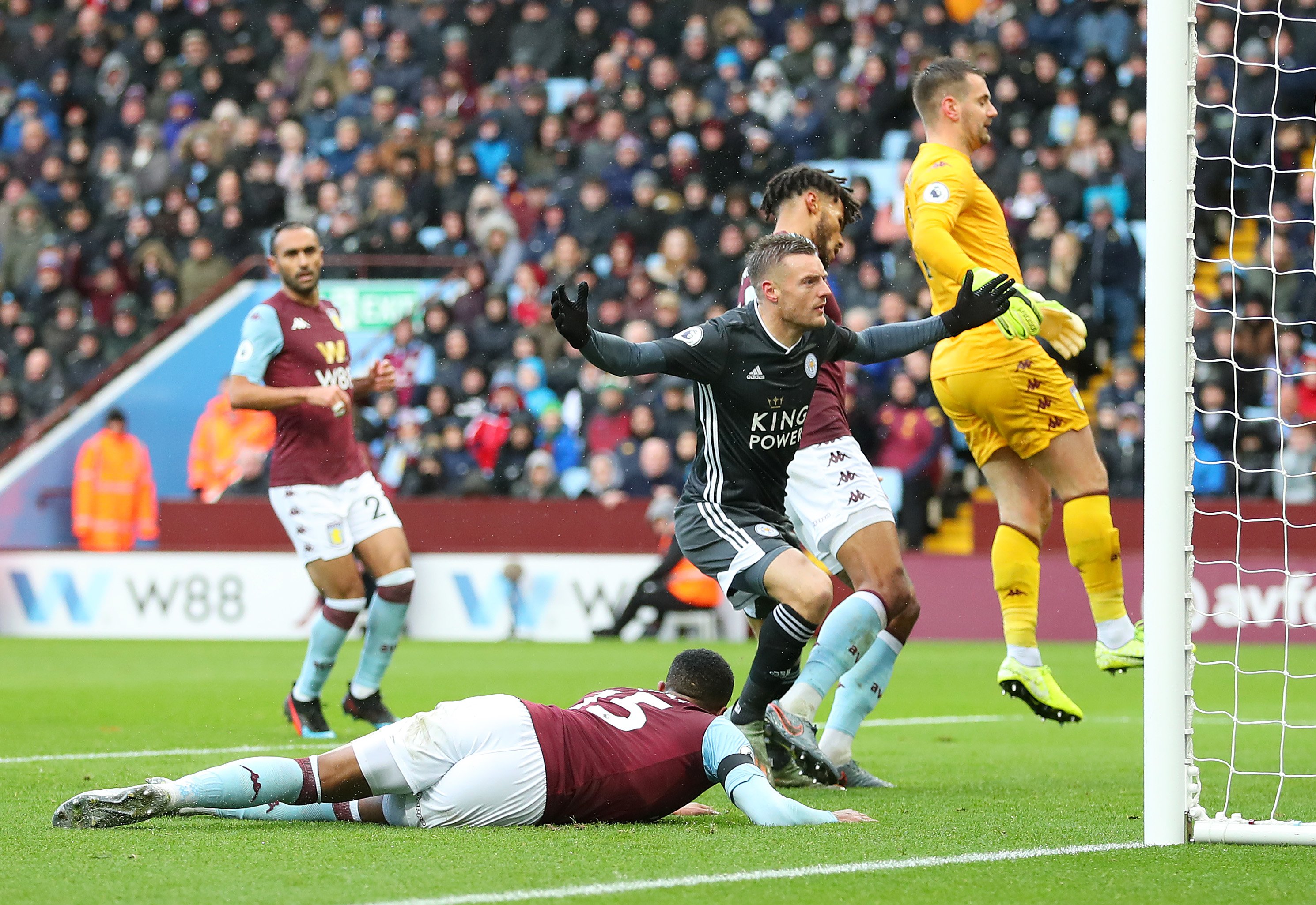 里在罗马的 里在罗马的